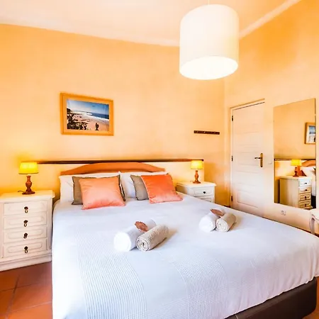Saint Michel - Refugio Tranquilo Com Piscina Aquecivel Em Portimao Villa Mexilhoeira Grande